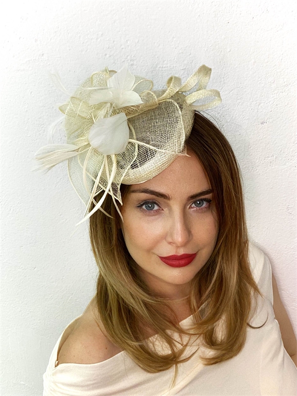 Шляпка из соломки Вивиан. Молочный 3089 - фото 24795